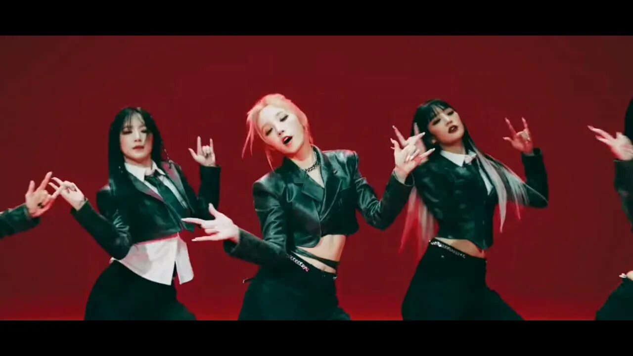 That that g idle. G idle tomboy. соён джи айдл томбой. g idle соен tomboy. g idle tomboy обложка.