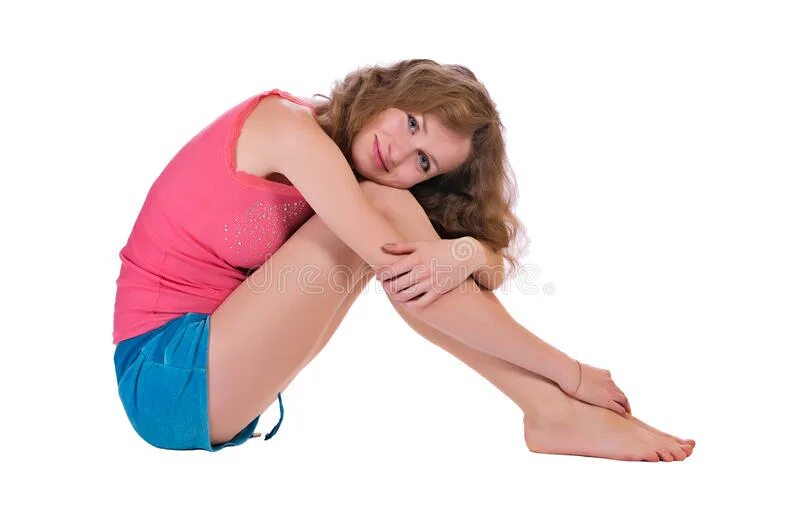 Женщина с поджатыми ногами. Женщина сидит поджав ноги. Сидит поджав колени. Девушка прижала ноги. Красивые японские девушки ноги.