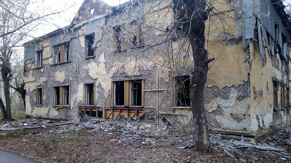 Заброшки челябинска и их адреса. Заброшки челябинска и их адреса. Заброшенные места челябинска. Челябинский элеватор заброшка. Заброшенное челябинское танковое училище.