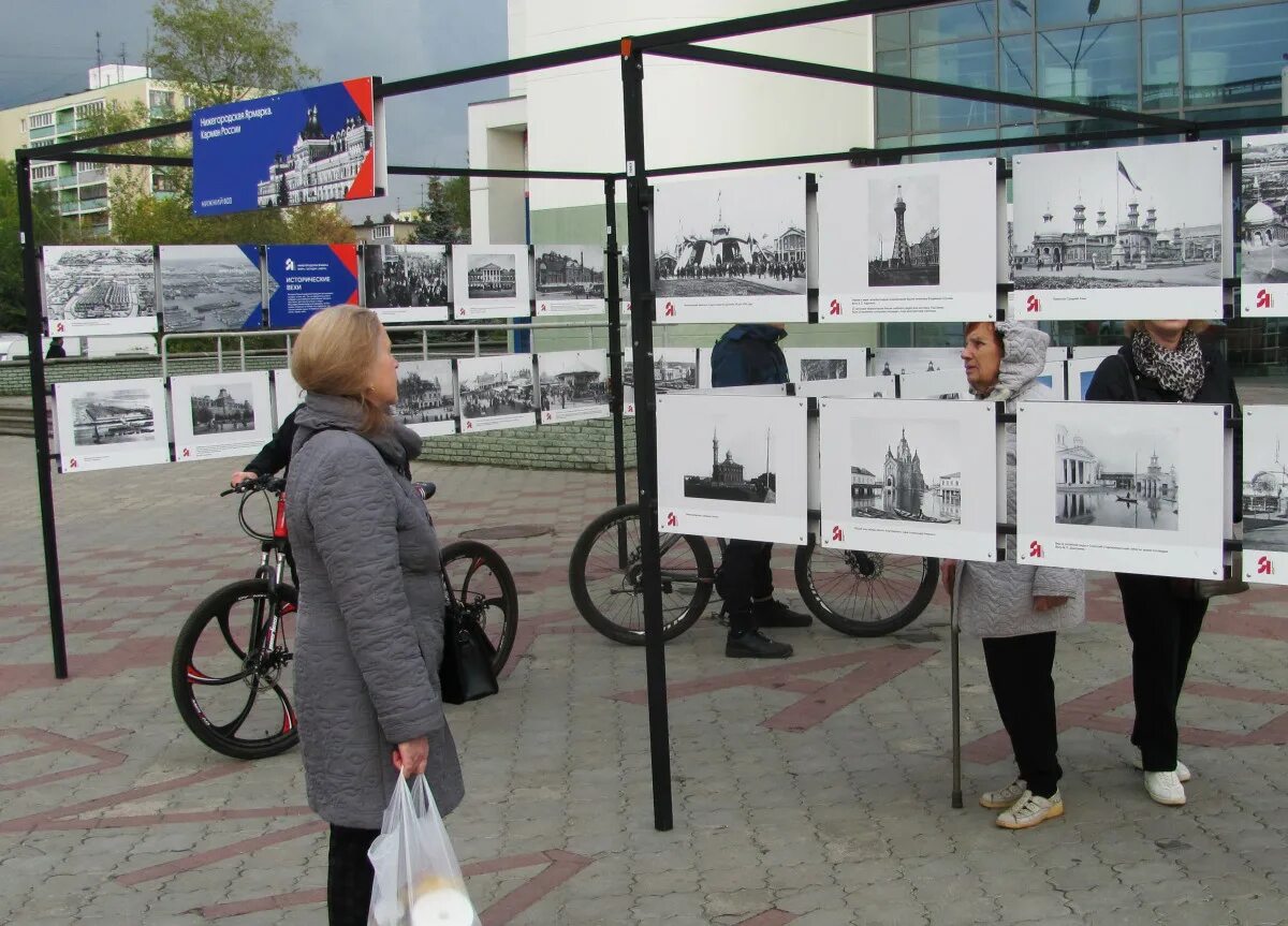 Кузница Победы Нижний Новгород. Выставка кузница Победы Нижний Новгород. Уличная выставка Нижний Новгород. День Победы Нижний Новгород. 9 мая в нижнем новгороде