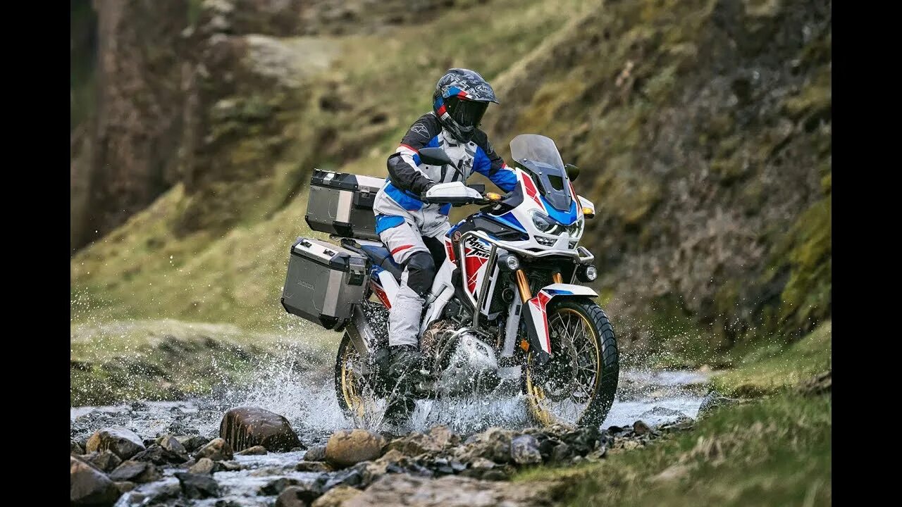 Твин адвенчер. Crf1100 Africa Twin Adventure Sports. Honda Africa Twin 2022. Honda Africa Twin 1100. Хонда Африка Твин спорт 1100