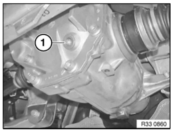 Как проверить уровень масла в редукторе. БМВ х1 заливная пробка заднего моста. Заливная пробка заднего редуктора e83. Заливная пробка задний мост ман ТГХ. Контрольная пробка редуктора Аутлендер 3.