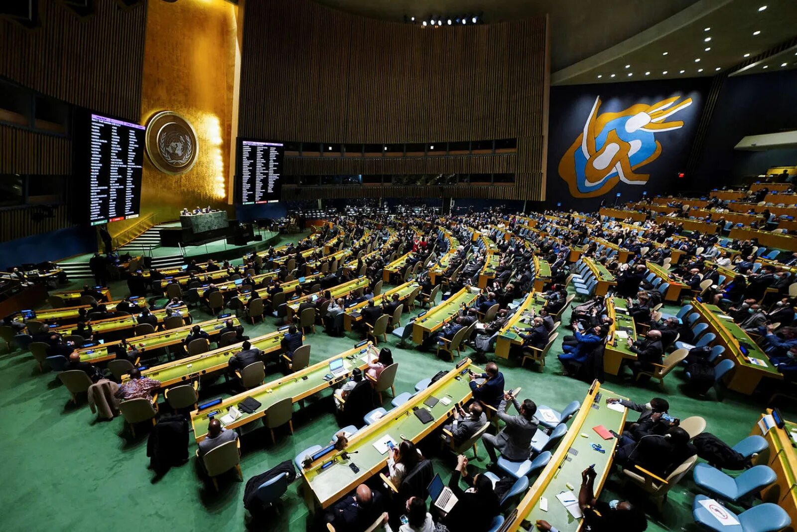 Рабочие оон. Генеральная Ассамблея ООН (га ООН). Генеральная Ассамблея ООН 2022. Генеральная Ассамблея ООН Нью-Йорк. Генассамблея ООН 1990.