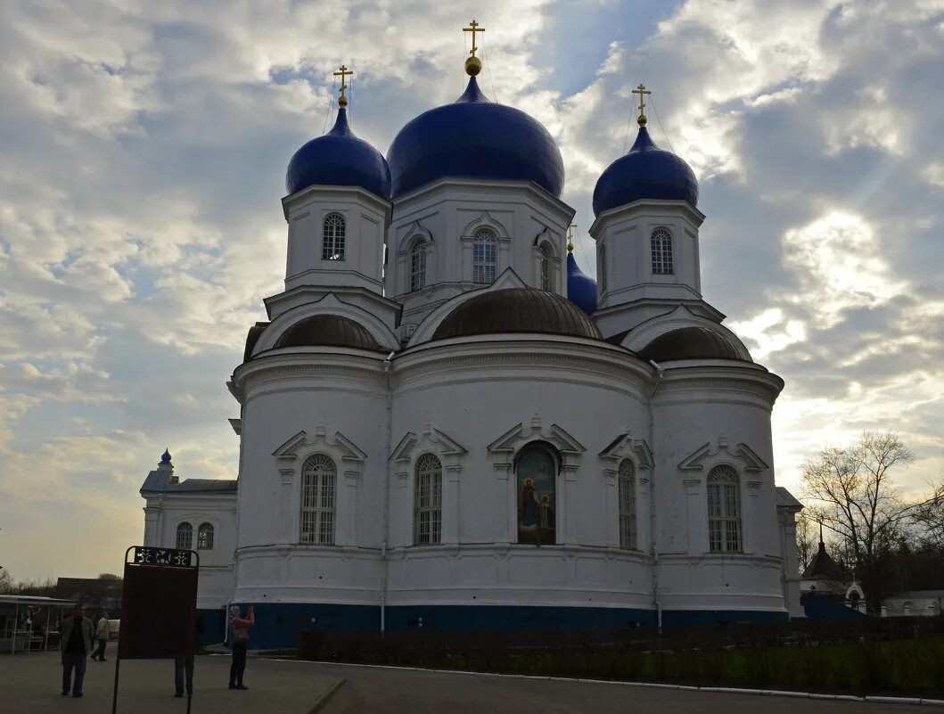 рождество боголюбово. владимир-суздаль-боголюбово зима. боголюбово дворец андрея боголюбского. боголюбский монастырь боголюбово. владимир свято боголюбский монастырь.