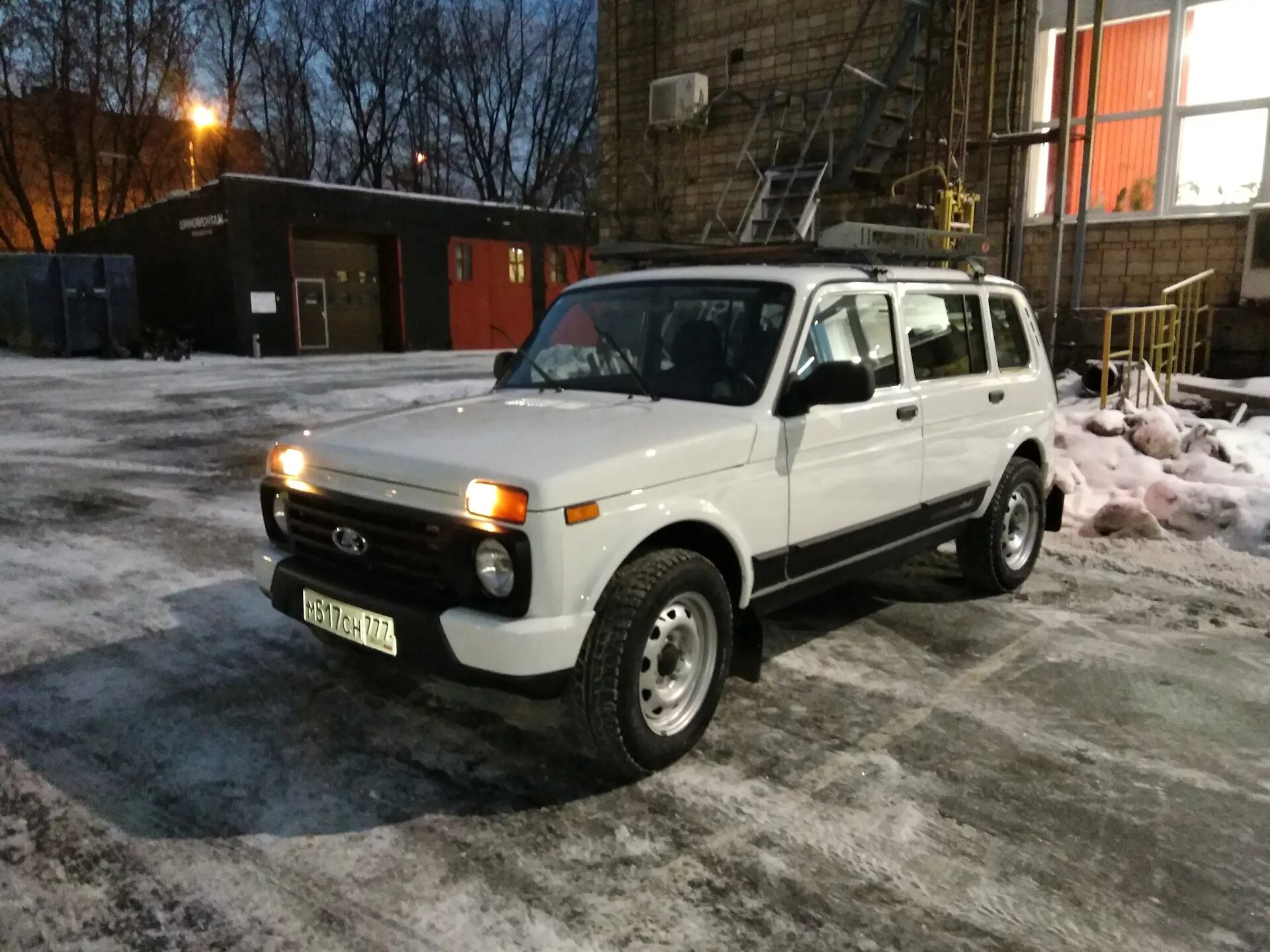 Купить б/у Lada (ВАЗ) 2121 (4x4) I Рестайлинг (2020) Urban 1.7 MT (83 л.с.) 4WD 