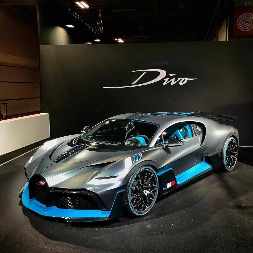 Новая bugatti. Ламборджини ЧИРОН. Ламборгини Бугатти 2020. Новая Бугатти. Бугатти Вейрон новая.