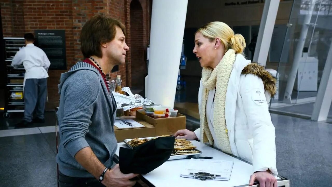 старый новый год 2011 трейлер на русском