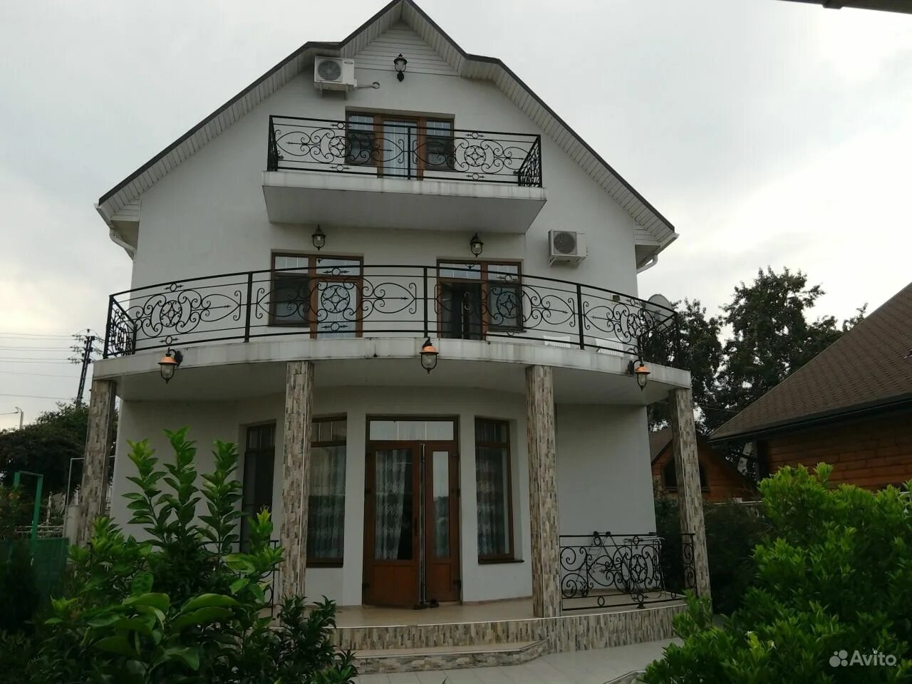 Адлер продаж. Сочи адлер улица тимашевская. Адлер продаж. Особняк в адлере. Адлер коттеджи.