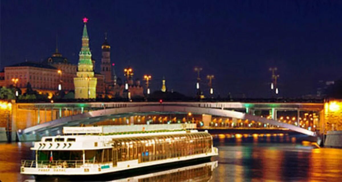 Теплоход river palace по москве. Яхта «river palace». Ривер палас 2. River palace теплоход. Прогулки по москве реке на ривер палас.