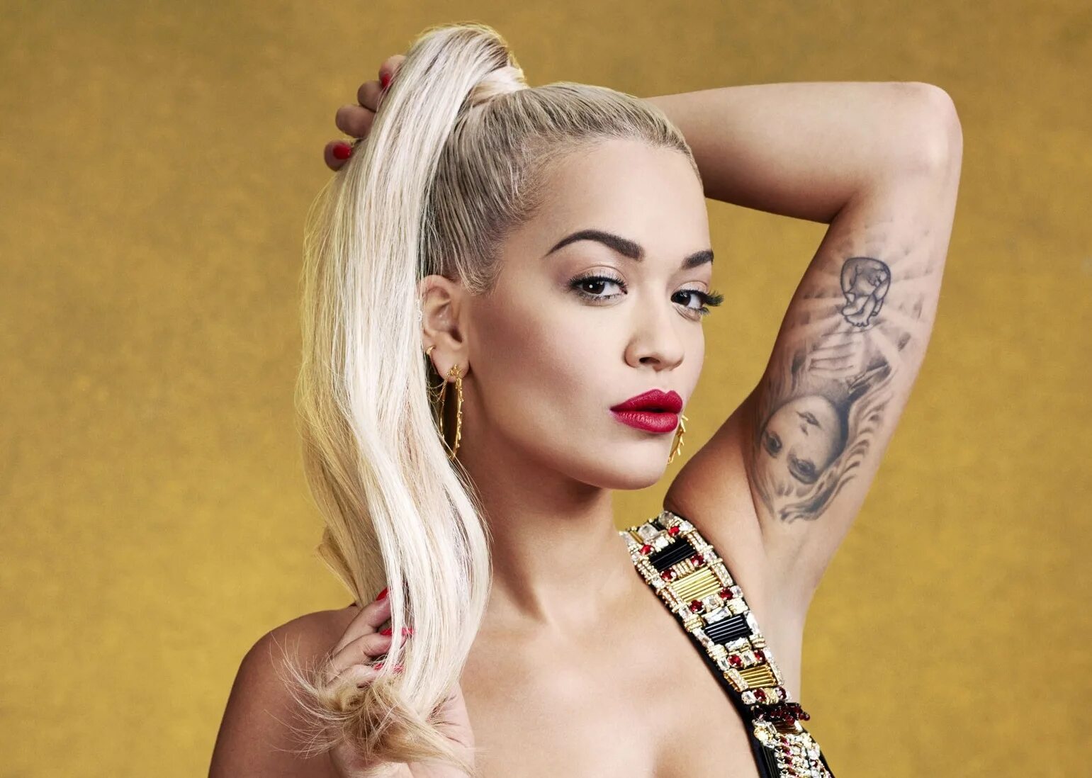 Rita ora think twice. Рита Ора. Рита Ора 2021. Рита сахатчю Ора. Певица Рита Ора фото.
