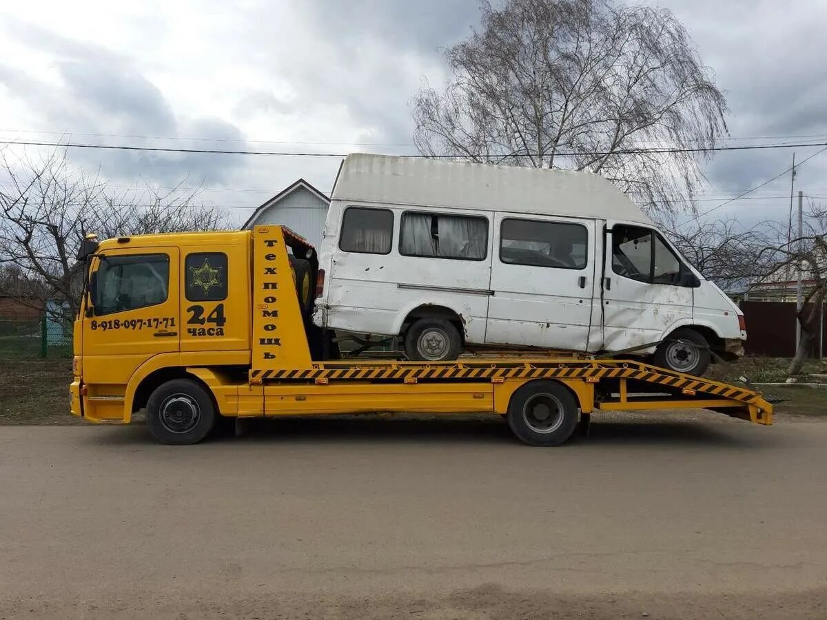 Эвакуатор 6 тонн. Эвакуатор Mercedes Atego. Мерседес Атего эвакуатор. Мерседес Актрос эвакуатор. Мерседес Спринтер эвакуатор.