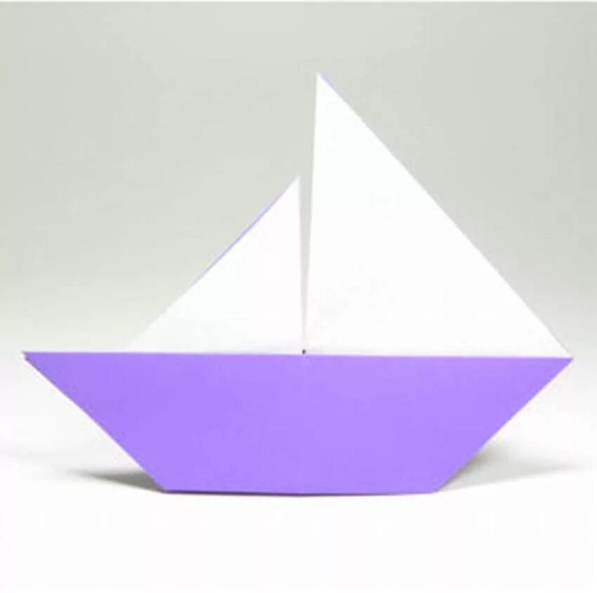Кораблик из бумаги части речи. Парусный кораблик оригами. Оригами кораблик из бумаги. Оригами плоский кораблик. Оригами кораблик парусник.