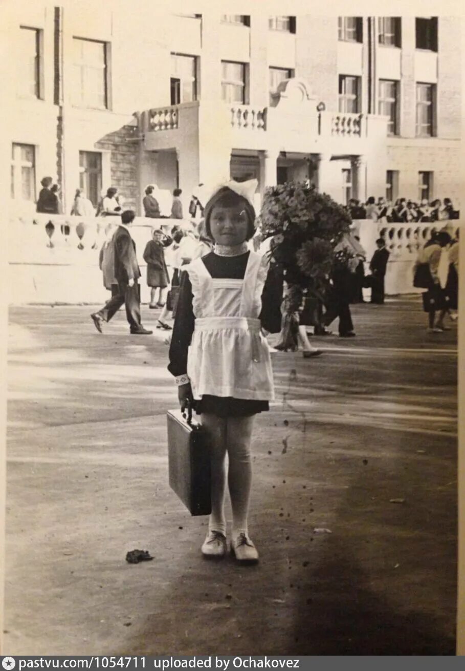 Школьный 1974 года. 1 сентября 1974 года. 1 сентября 1974 года. 1 сентября 1974 года. 9 английская спецшкола москва.