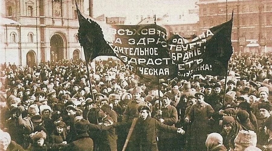 Выборы большевиков. Учредительное собрание 1918 заседание. Роспуск учредительного собрания 1917. Разгон учредительного собрания 1918. Учредительное собрание 5 января 1918.