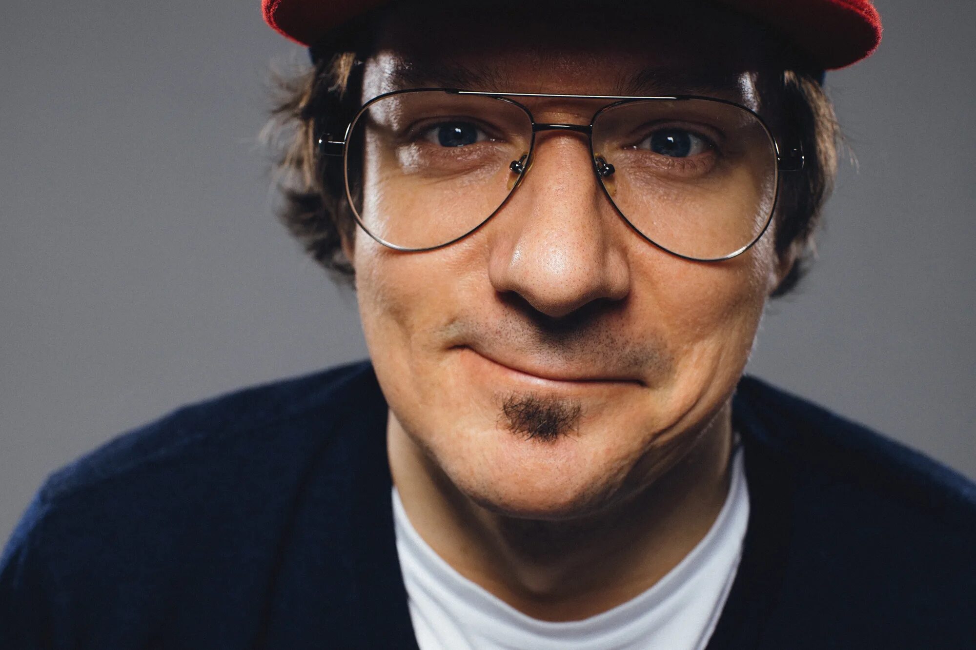 Вася 1 санкт петербург. The top club нижний новгород интерьер. Парень из питера. Вася 1б. Вейп шоп лофт проект этажи.