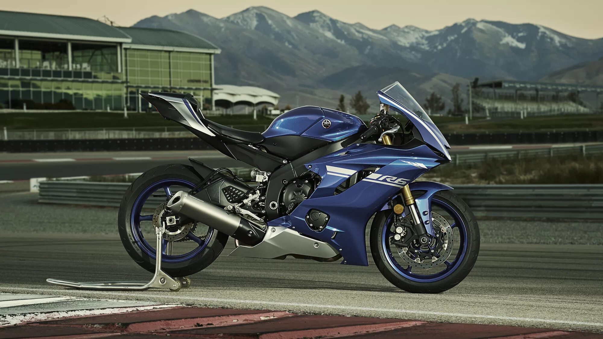Ямаха yzf r6. Ямаха yzf r6. Yamaha yzf-r6 мотоцикл. Мотоцикл yamaha r6. Ямаха 6 характеристики.