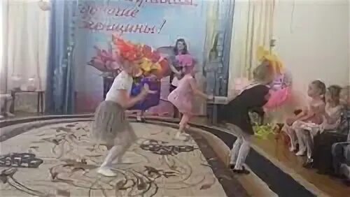 Танец лялечка в детском