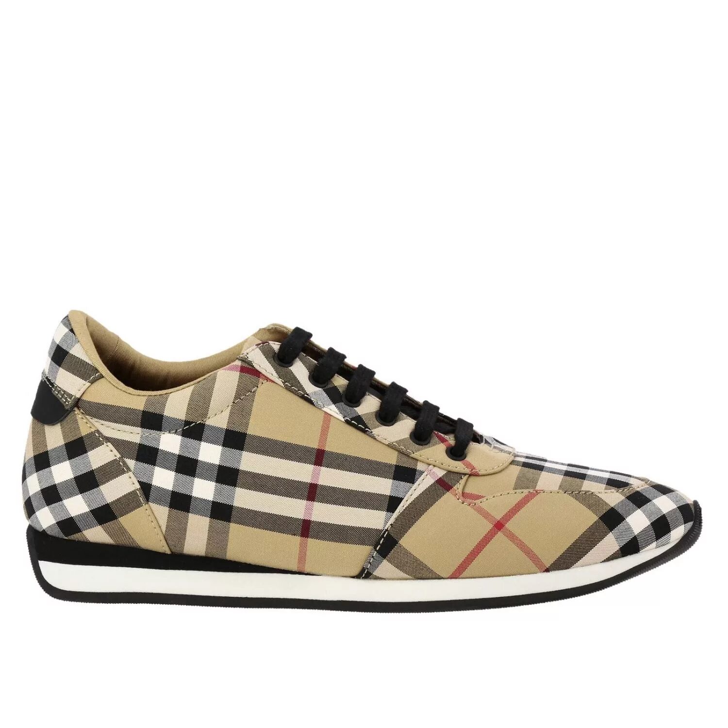 Кроссовки burberry. Кроссовки женские Берберри. Burberry Regis check Sneakers. Женская спортивная обувь Burberry. Burberry 2091219970022 обувь.