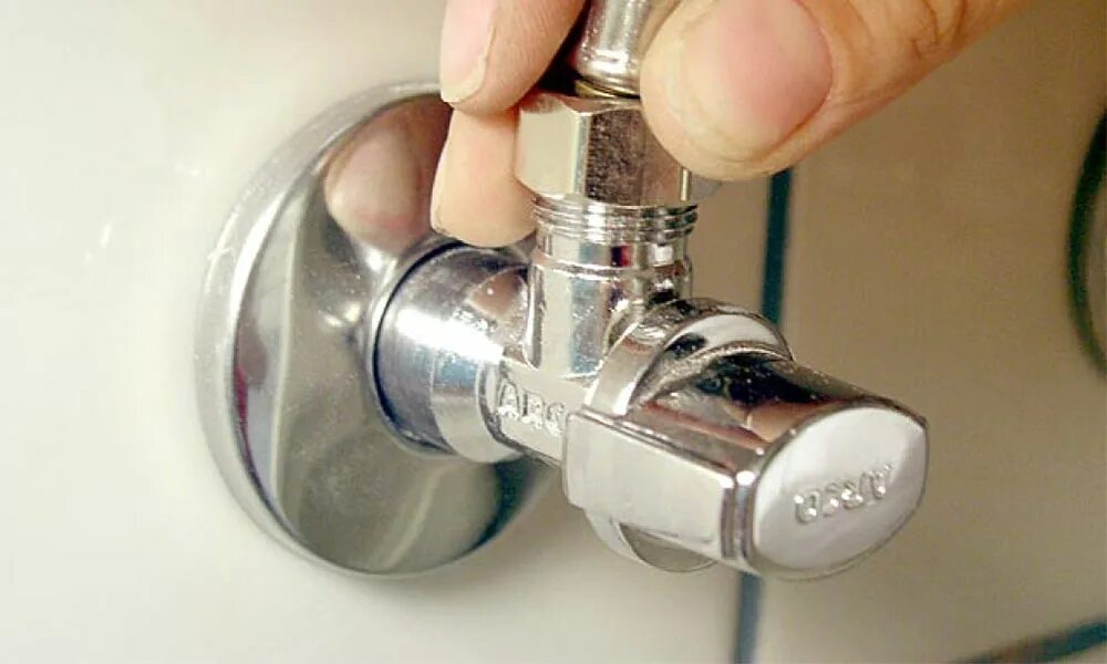 кран для присоединения стиральной машины индезит. кран для стиральной машинки подключаемый к водопроводу. шланг для подключения воды к стиральной машине. тройник на стиралку под металлопласт трубу 20 мм. замена крана для стиральной машины.