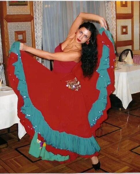 Дочь цыгана. Цыганские невесты. История цыганка. Мама цыганка. Седая ночь цыгане.