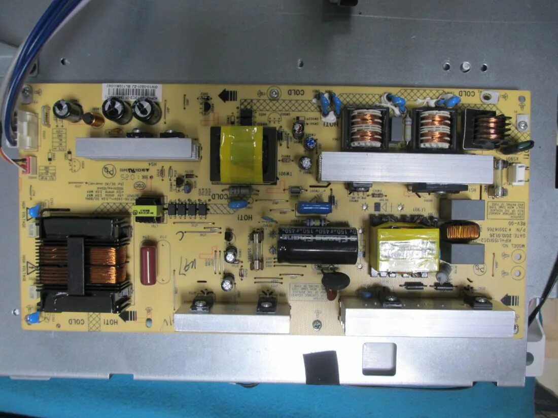 Spyker cars c12. Spyker c8 2006. Corvette c12 callaway. Spyker zagato. Spyker cars c12.