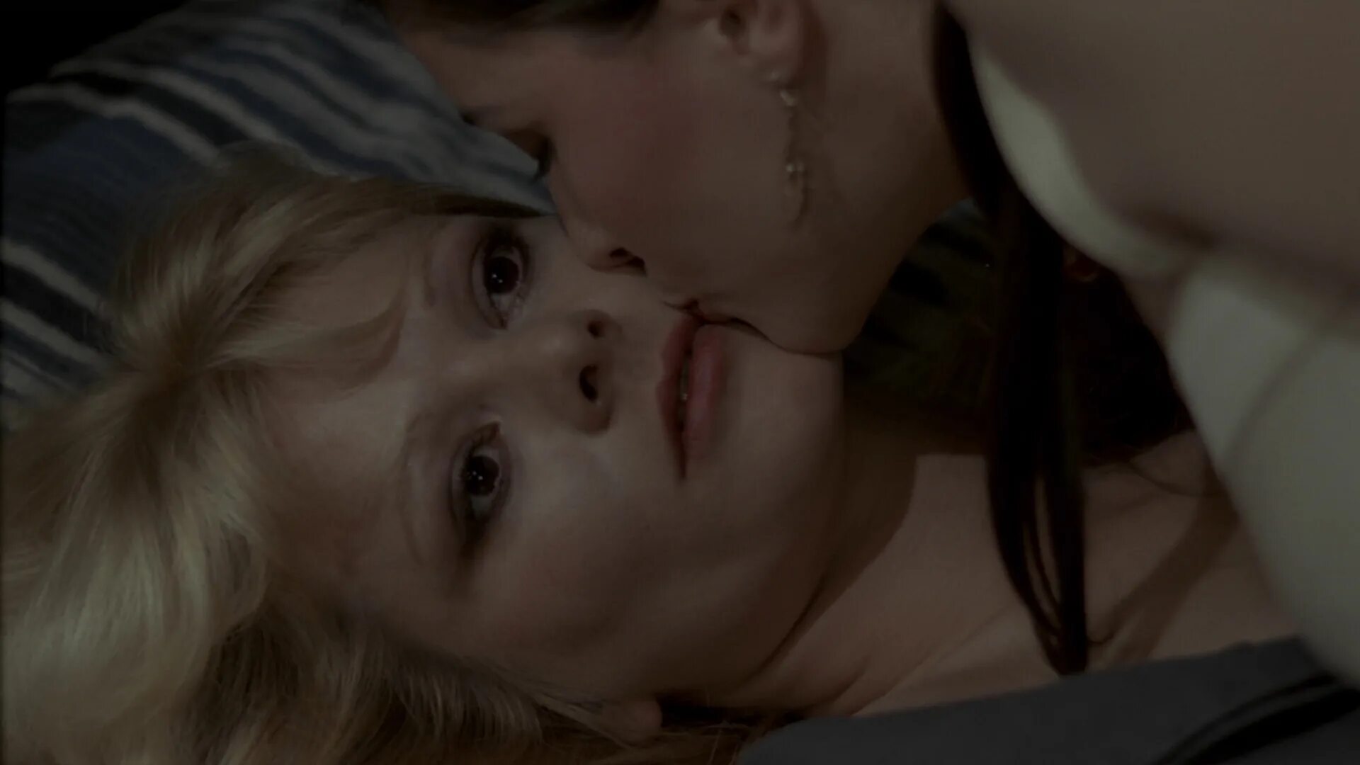 альба рибас труп анны фритц. влечение к мертвым. фрея тингли хемлок гроув. мертвая девушка фильм 1996. беатрис мановски некромантик.