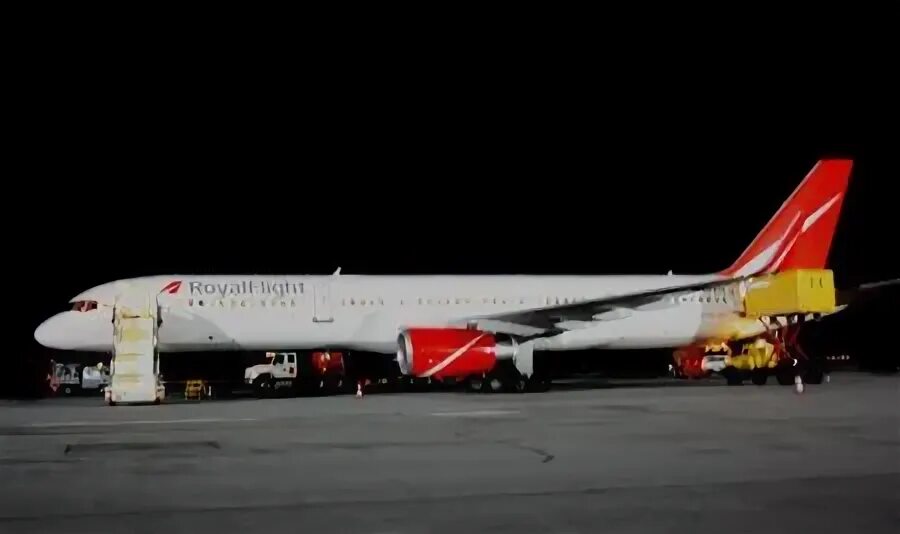 Vietnam airlines география рейсов из ханоя. Самолёт vietnam airlines. Самолет новосибирск горно алтайск. Самолет новосибирск вьетнам. Vietjet air самолеты.