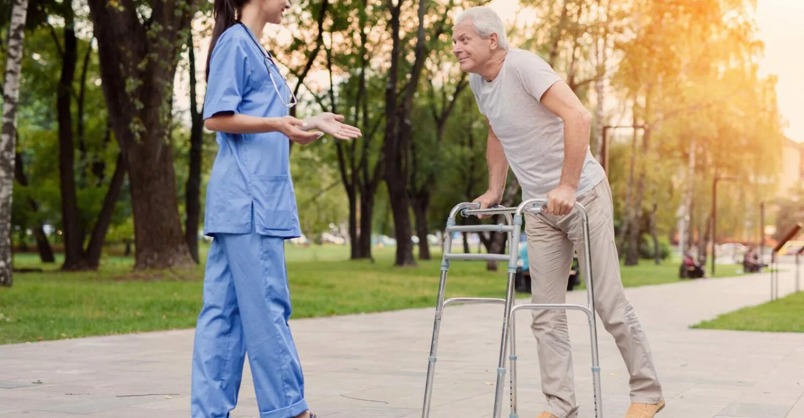 Реабилитация после перелома позвоночника. Реабилитация после травмы. Идет реабилитация. Реаб ллитацияпосле инсудьта. Тренажеры для реабилитации после операции на позвоночнике.