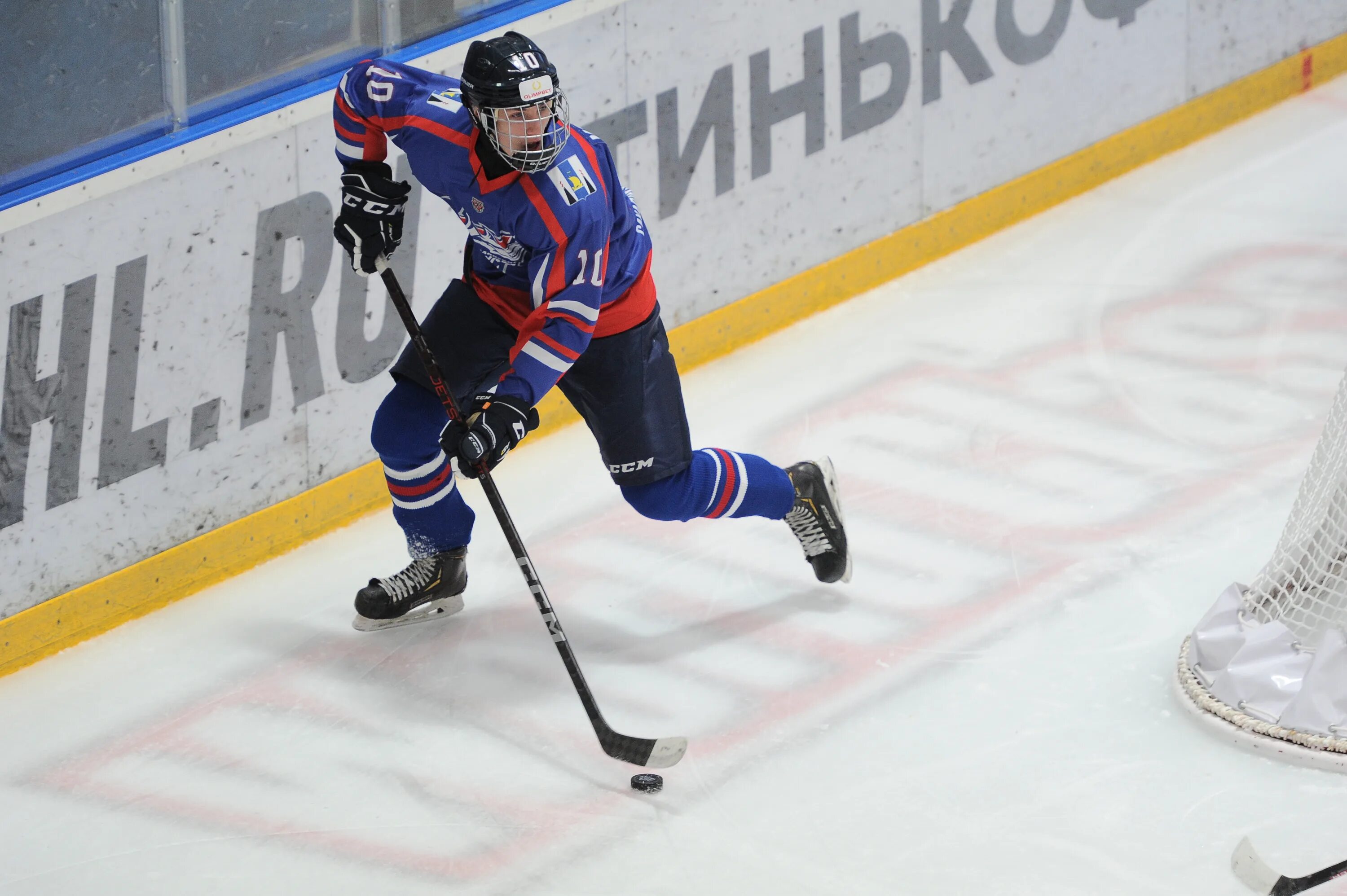 ска юниор сахалинские акулы прогноз. ска юниор сахалинские акулы прогноз. состав молодежной хоккейной команды авангарда с фотографиями. сахалинские акулы.