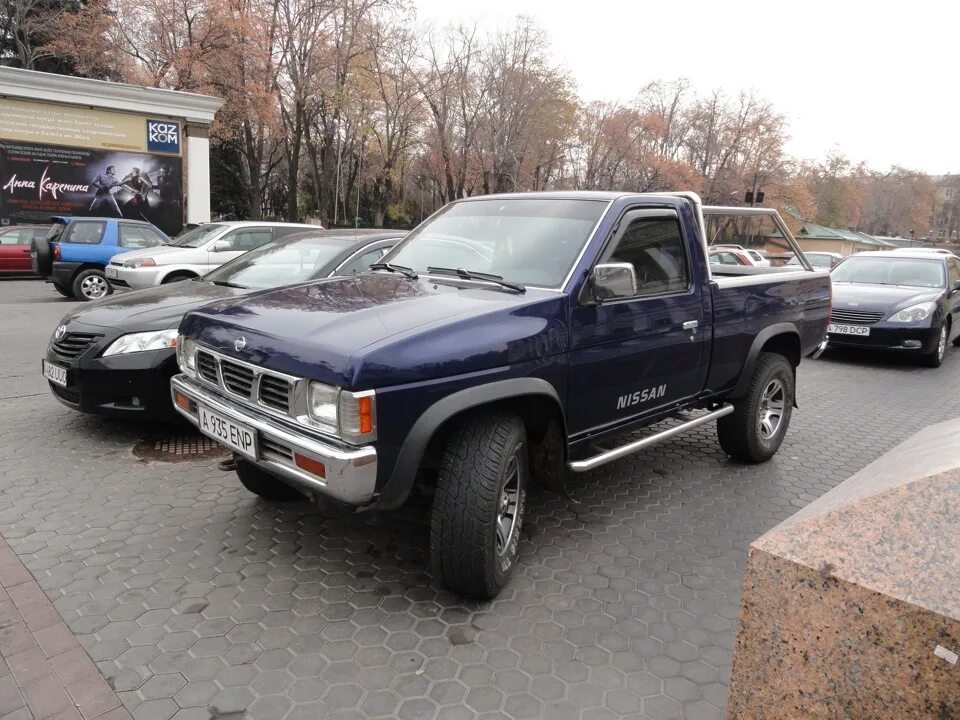 Купить б/у Nissan Datsun D21 2.7d AT (100 л.с.) 4WD дизель автомат в Брянске: се