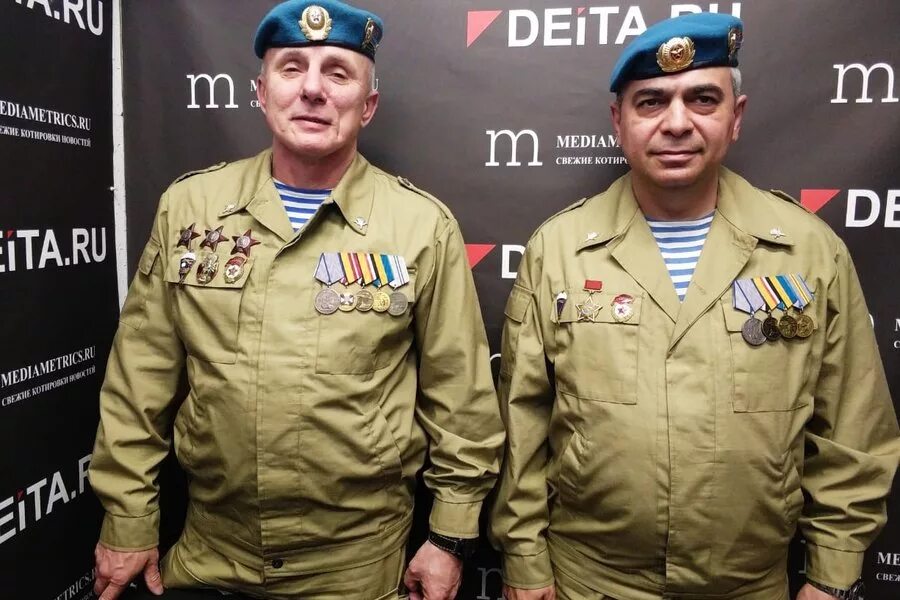 Гр ростов. Олег гонцов группа ростов. олег иванович гонцов. олег гонцов голубые береты. олег гонцов ростов афганец.