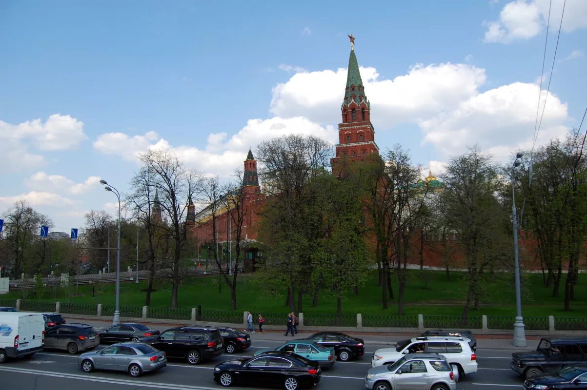 Кремль боровицкий холм. Боровицкая башня Московского Кремля. Боровицкие ворота Кремля. Боровицкие ворота Кремля фото. Боровицкая башня Московского Кремля фото.