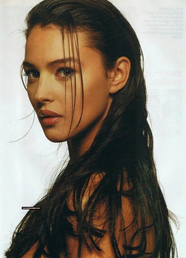 Pin on Cinema Italian. Итальянские артисты Monica bellucci, Italian actress, Mos
