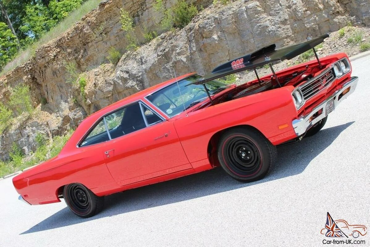 Плимут GTX 440 сикс пак 1969. Plymouth Roadrunner Six Pack. Скандалист роуд раннер.