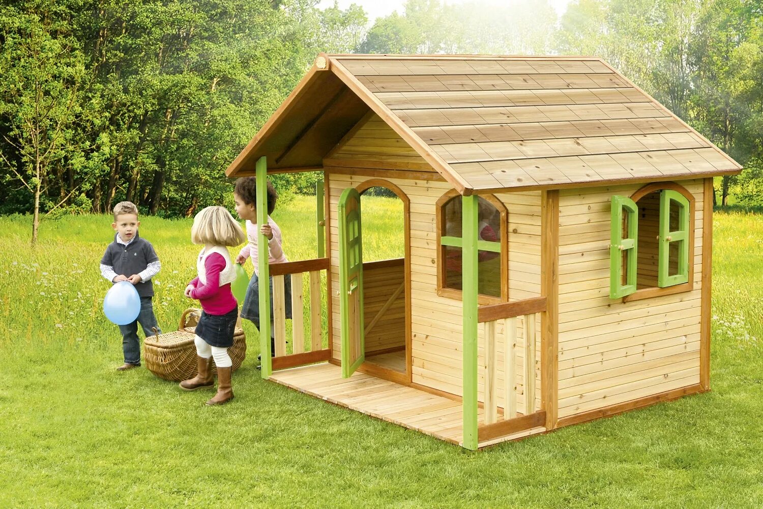 Детский домик из дерева. Маленький деревянный домик для детей. Детские игровые домики для дачи. Проект детского домика для дачи. Деревянный домик для детского сада.