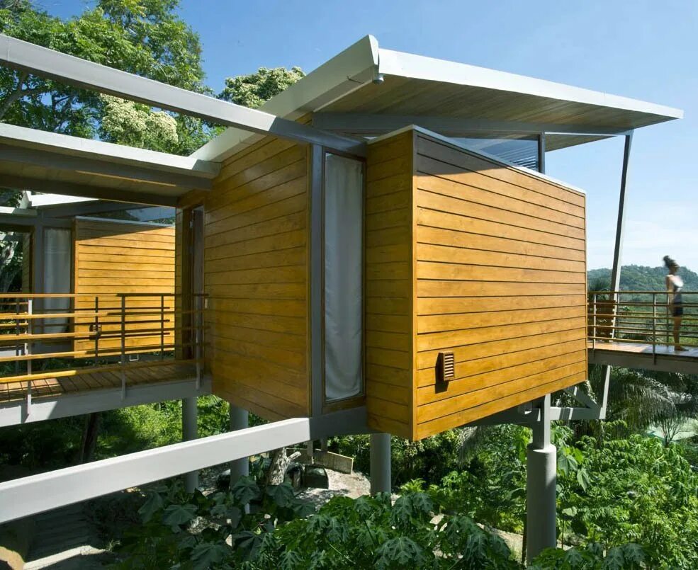 Хижина, сша экодом. Дом на сваях. Дачный домик на сваях. Двухэтажный дачный домик. Минидом cabana.