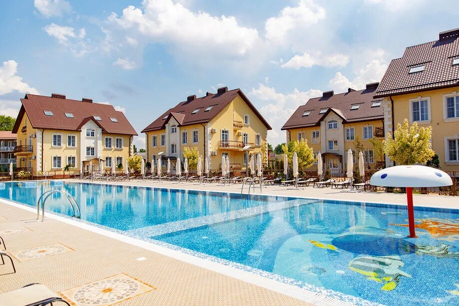 Дивная усадьба шато анапа. Alean family usadba анапа. Шато каберне анапа. Alean family usadba 4*. Дивный мир усадьба шато анапа.