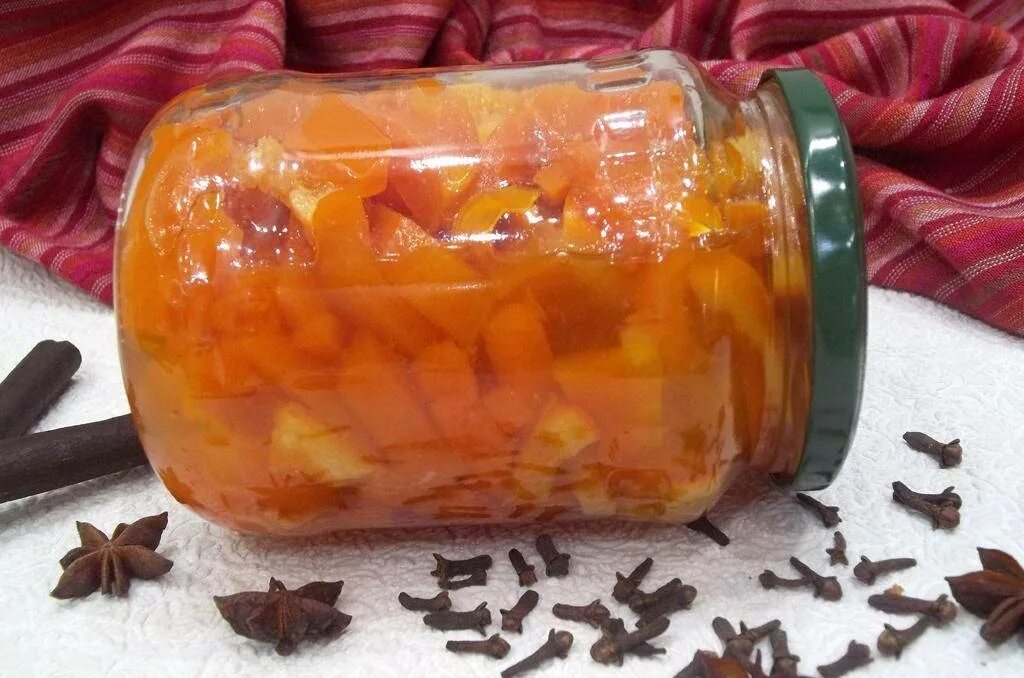 Рецепт тыквы с курагой на зиму. Заготовки из тыквы. тыква на зиму заготовки. янтарное варенье из тыквы. заготовка тыквы на зиму в банках.