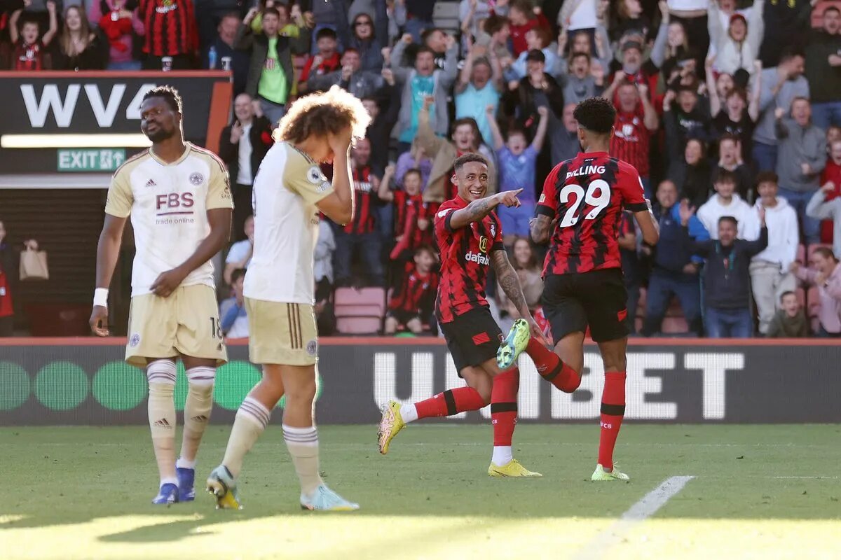 Борнмут лестер сити прогноз. Борнмут матч фото. Патсон Дака Лестер. Manchester City vs Bournemouth. Первая лига 2022.