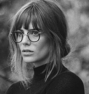 Sarah bangs