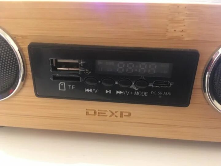 Как включить колонку dexp. Аудиопроигрыватель dexp p310. колонка dexp. кнопки для колонки dexp. как включить колонку дексп.