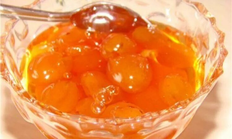 Варенье из черешни с апельсином рецепт. Варенье из белой черешни. варенье из белой черешни без косточек. варенье из белой черешни с косточкой. варенье белая черешня.