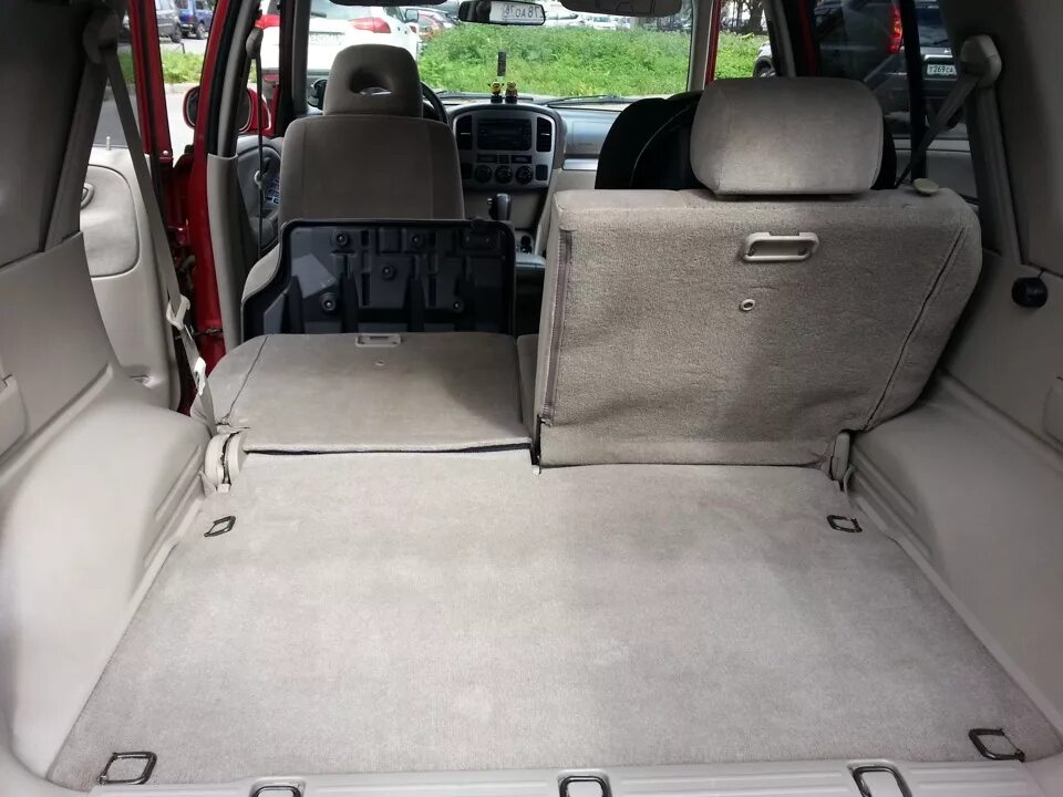 Suzuki grand vitara трансформация салона. Задние сидения сузуки гранд витара. Grand vitara isofix. Сиденья сузуки гранд витара 2010. Сиденья сузуки гранд витара 2010.