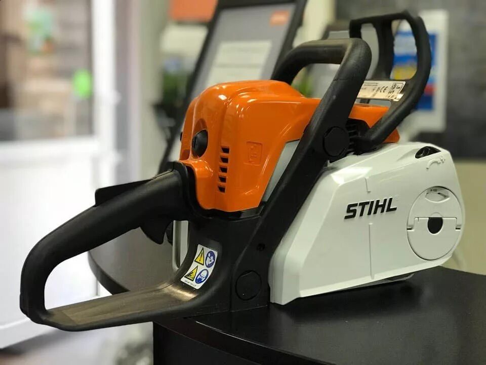 Штиль 180 купить москва. MS 180 бензопила MS 180. Stihl MS 180 C. Штиль ms180c. Бензопила Stihl MS 180.