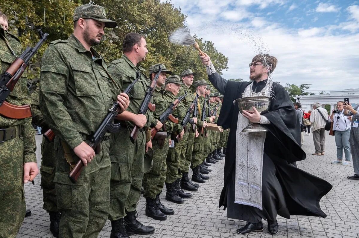 Отправят ли войско украине. Военная мобилизация. Мобилизация Севастополь. Мобилизованные в Крыму. Военные в Крыму.