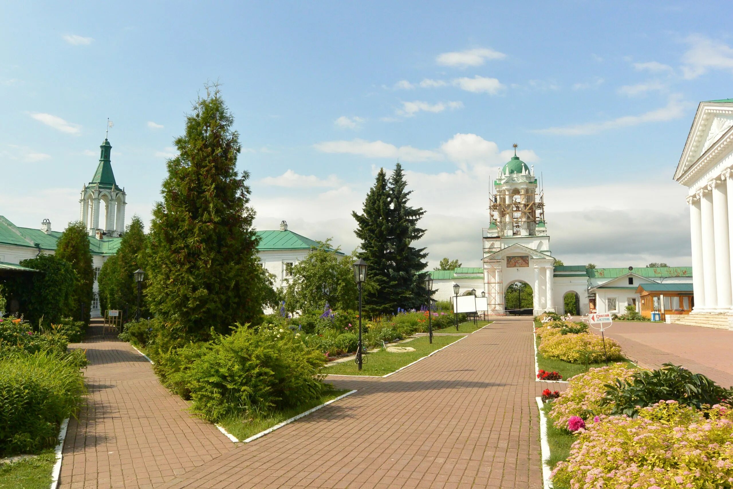 Часы россия ростов на дону. Ростов туристический. Ростов Великий климат. Ростов Великий предприятия. Ростов Великий набережная.