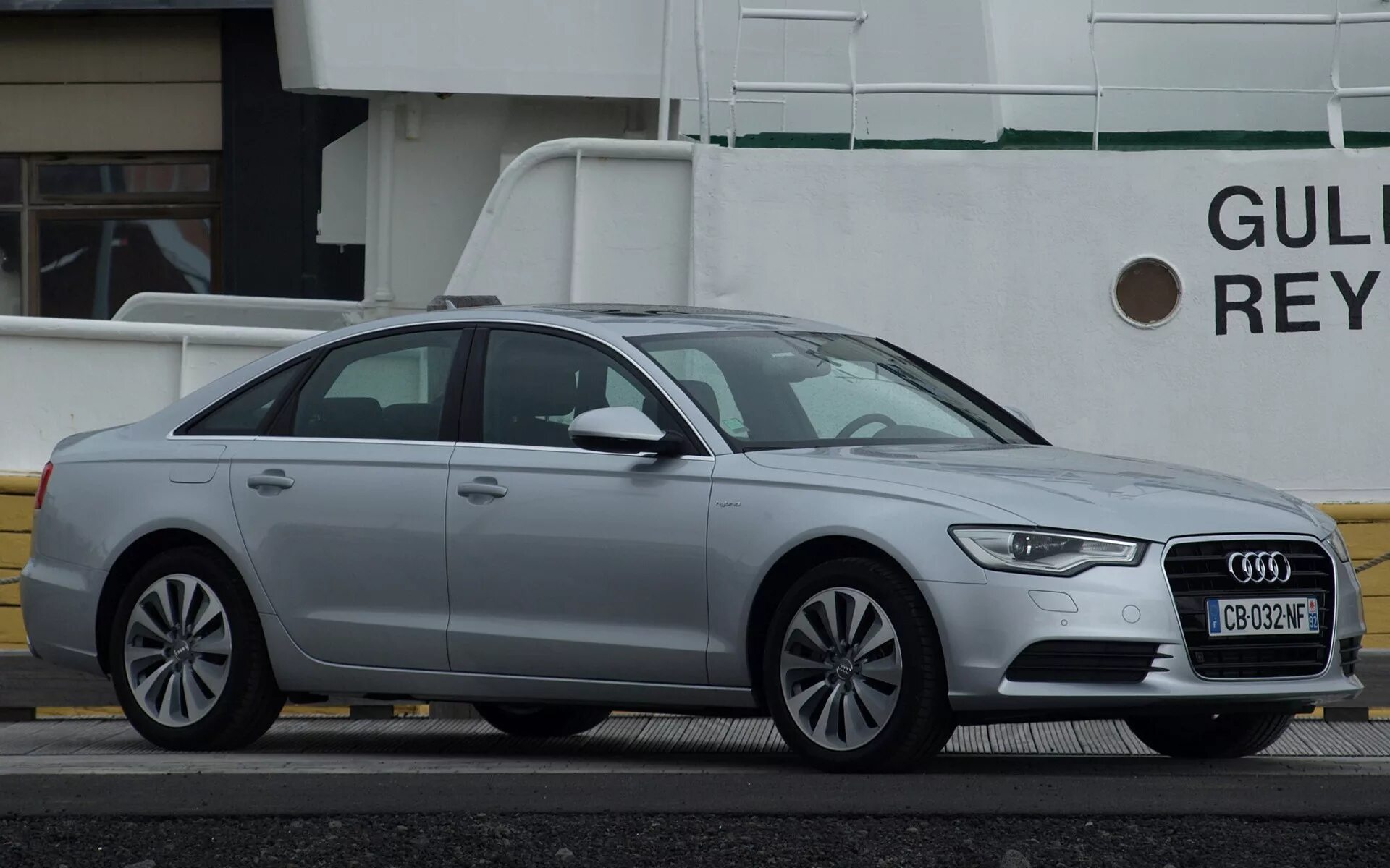 А6 гибрид. Audi a6 2012. audi a6 2.0 tfsi 2011. audi а6 седан 2025. ауди гибрид td50.