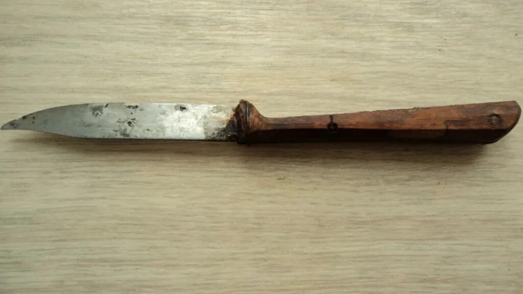 Старое лезвие ножа. Старый нож. Старинные ножи. Нож охотничий антикварный. Кинжал антиквариат.