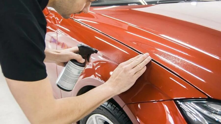 Покрытие лаком автомобиля. Покрываем лаком авто. Покрываем лаком авто. Полировка авто. Краска для кузова автомобиля.