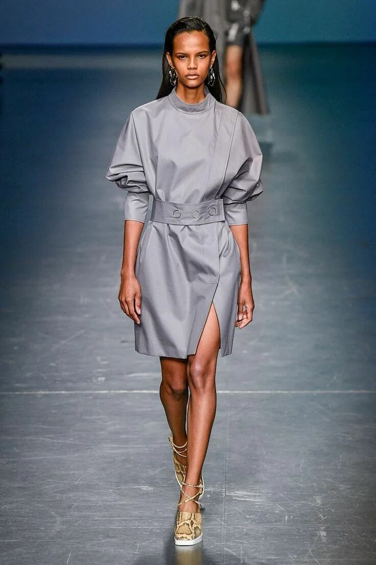 Женская одежда 2020 фото Pin by Livia Chrestella on Fall 2020 Fashion, Ready to wear, Fashion week